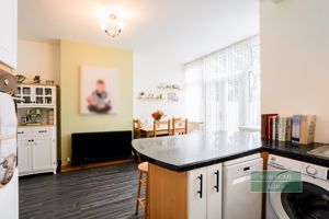 Photo 17- click for photo gallery